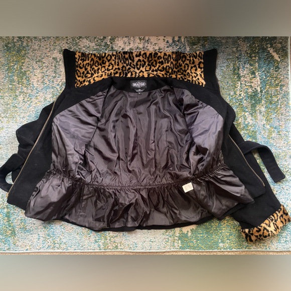 Vintage 90s Braetan leopard print black wool fitted tie waist coat, size large - Picture 6 of 15